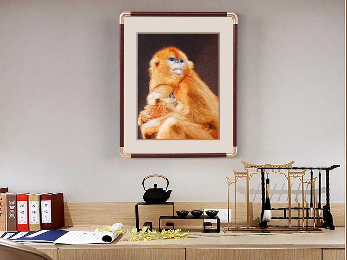 藏品刺绣母爱:苏绣乱针绣对金丝猴母子的精妙呈现